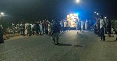 مصرع 4 أشخاص وإصابة 2 آخرين في تصادم 3 دراجات نارية بسيارة ملاكي بالأقصر