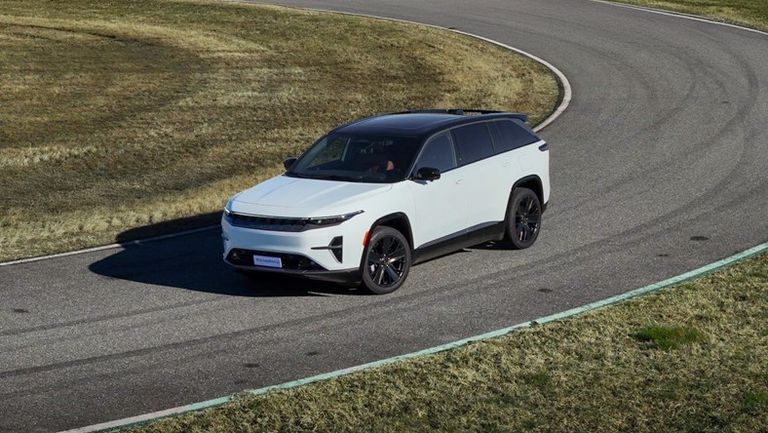 ستيلانتس تكشف عن: STLA AutoDrive تقنية القيادة الذاتية