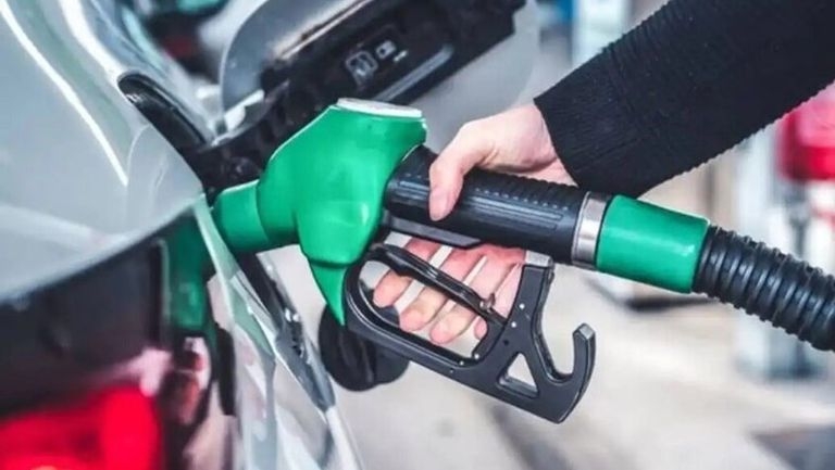 "البترول" تعلن عن نتائج تحاليل عينات البنزين التي أُجريت على مستوى الجمهورية بعد تسجيل 870 شكوى