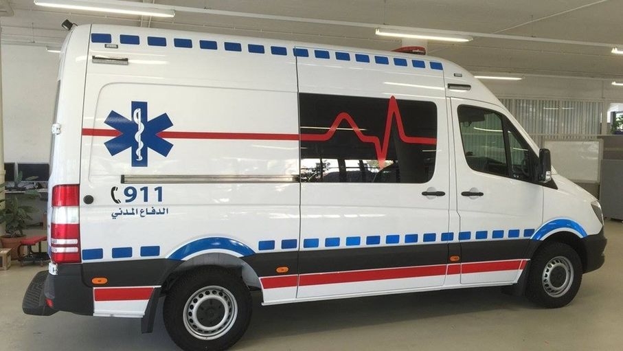 10 إصابات بتدهور باص في العقبة