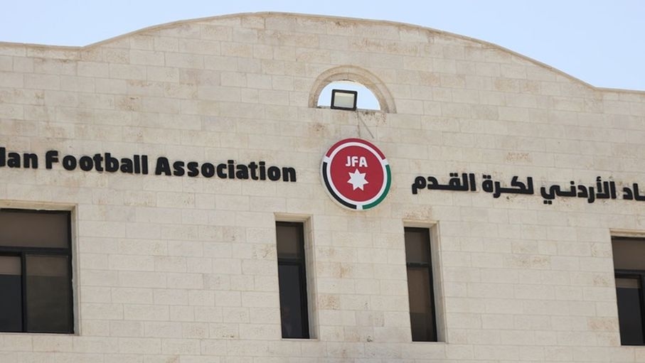 أندية "المحترفين" تنتظر صرف مستحقاتها المتأخرة لدى "اتحاد الكرة"