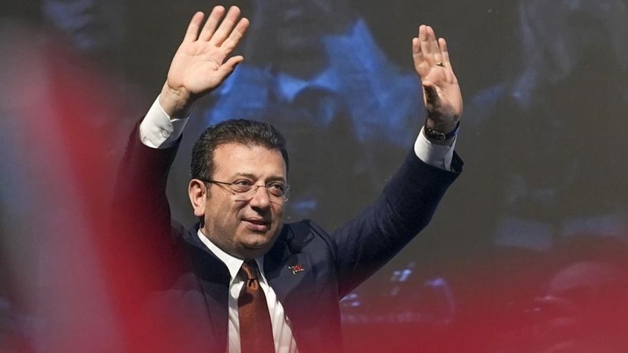 محامي رئيس بلدية إسطنبول المسجون يندّد بتهم «مُلفَّقة»
