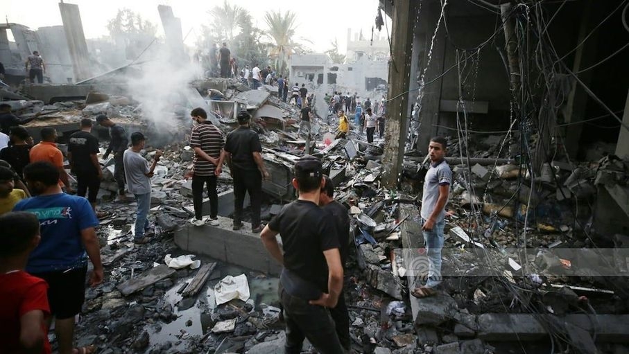 17 شهيدا جراء قصف الاحتلال عدة مناطق في غزة