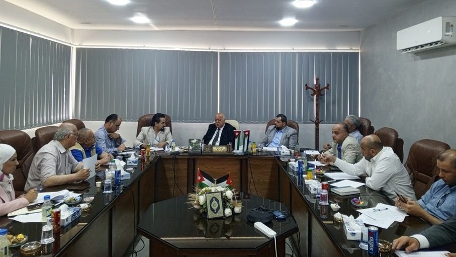 إربد.. بلدية الوسطية بلا مديونية وتزيل 1500 اعتداء على الشوارع