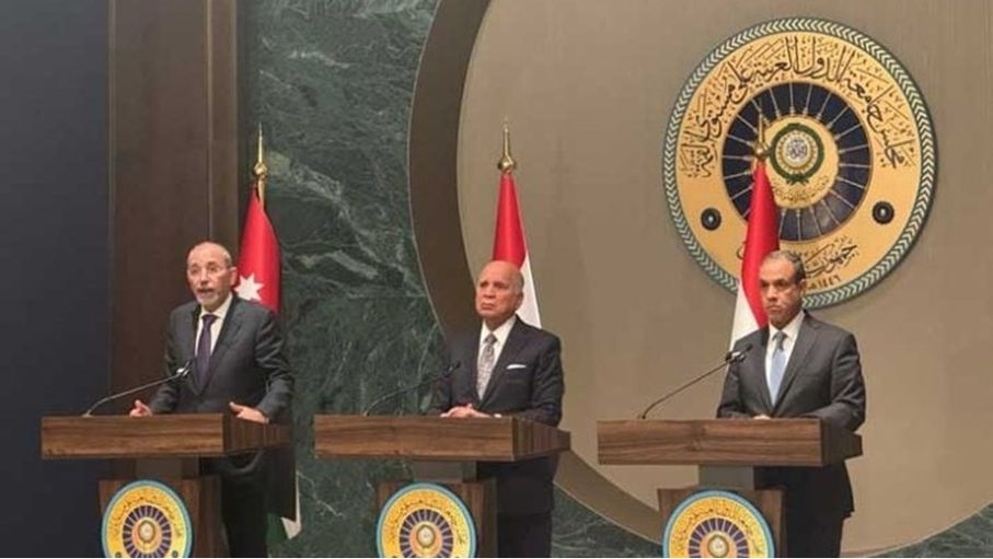 وزراء خارجية الأردن ومصر والعراق يبحثون جهود استئناف اتفاق وقف إطلاق النار في غزة