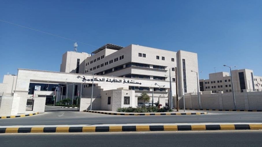 نجاح أول عملية "فتق بطني" باستخدام المنظار في مستشفى الطفيلة