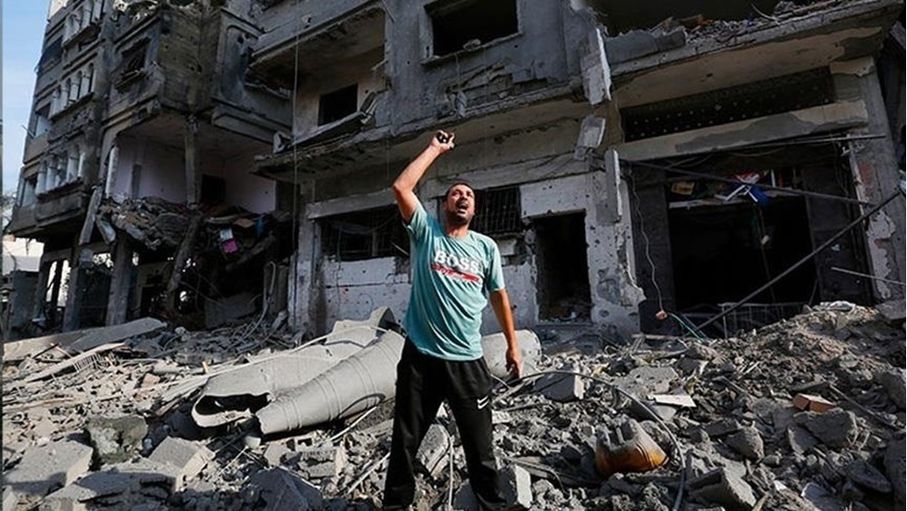 هآرتس: ما ترتكبه "إسرائيل" في غزة "جريمة حرب جماعية"
