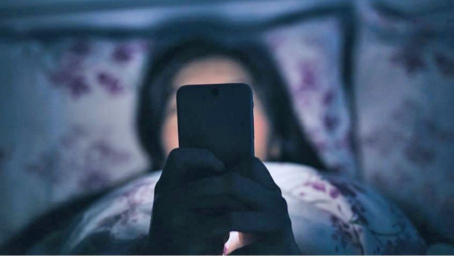 دراسة تكشف ما قد يفعله الهاتف الذكي بعقول الأطفال