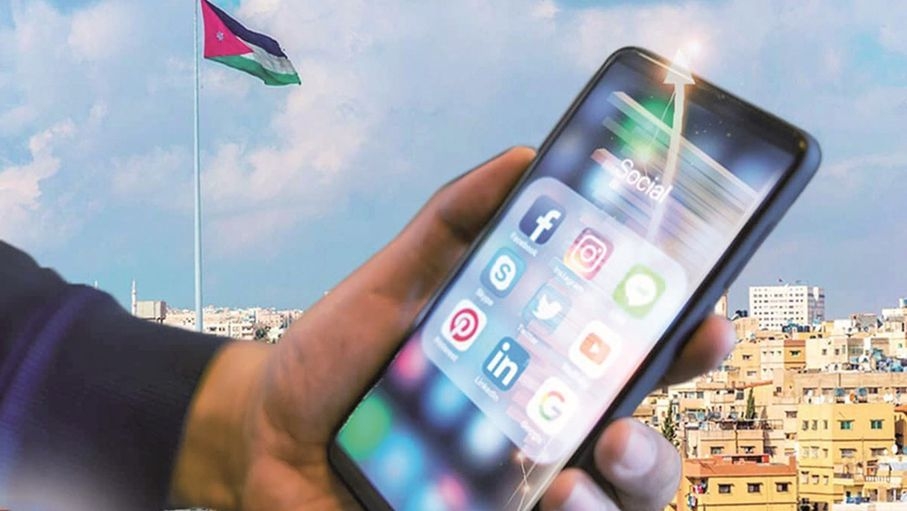 كيف يقود الشباب وعيا رقميا في معركة التشويه؟