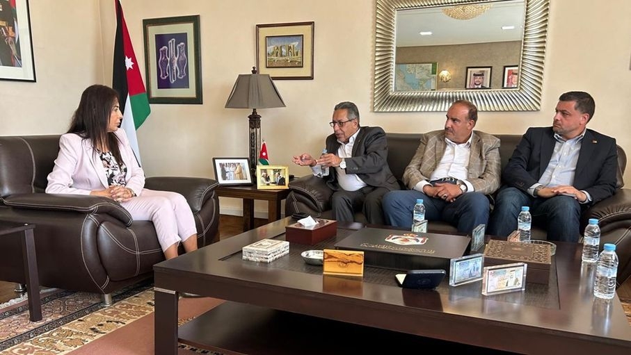 وفد من وزارة المياه والري يطلع على التجربة المغربية في مجالات التحلية