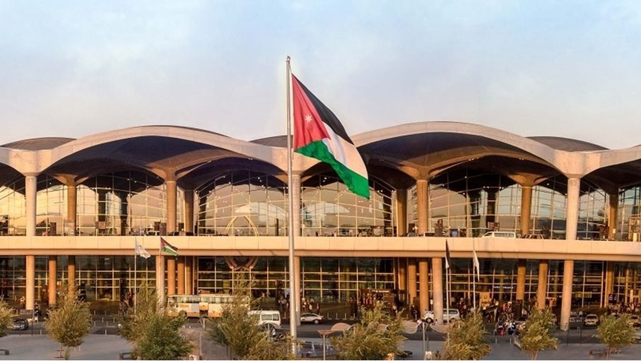 مطار الملكة علياء الدولي يستقبل 814,819 مسافرًا خلال نيسان 2025