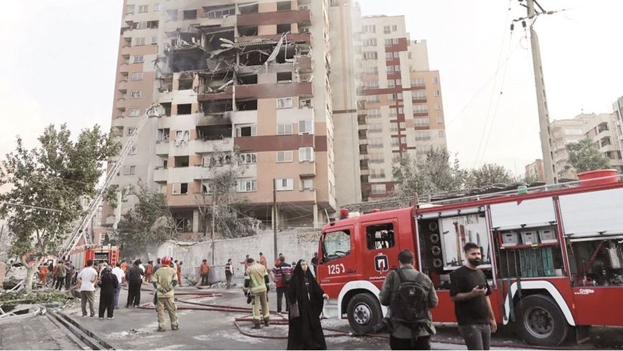 الهجوم غير القانوني على إيران