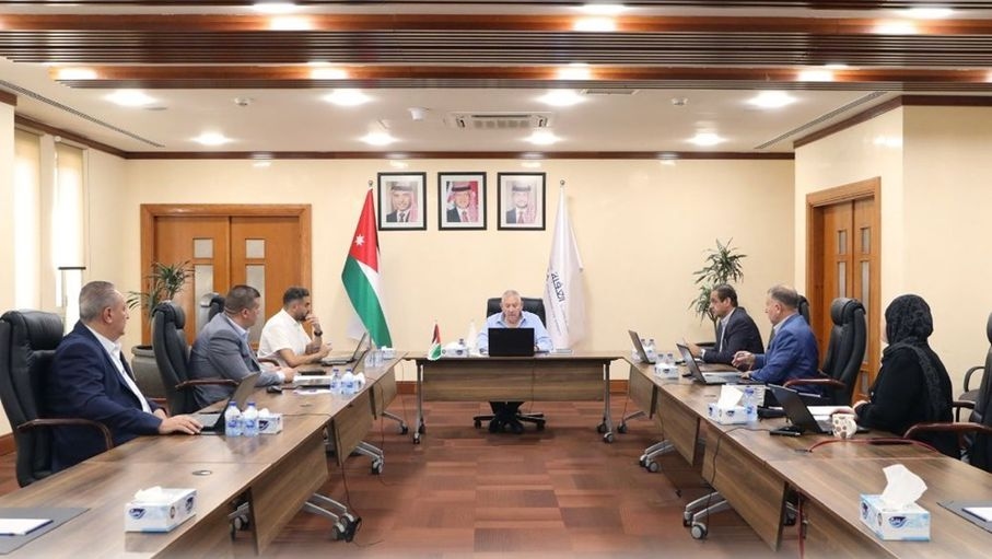 العقبة الخاصة تقرر حزمة من الإجراءات لضبط تسرب العمالة الوافدة