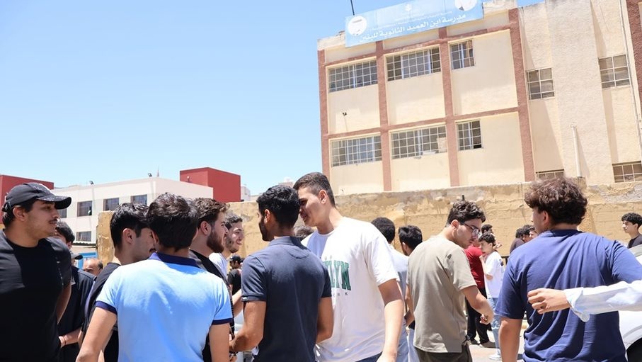طلبة التوجيهي مرتاحون من امتحان العربي