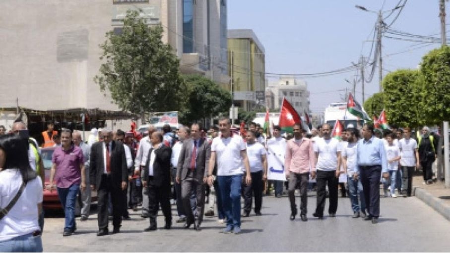 في اليوم العالمي.. مسيرة توعوية ضد آفة المخدرات