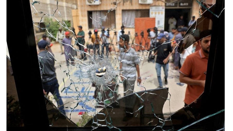 فرار 200 سجين في باكستان بعد زلزال