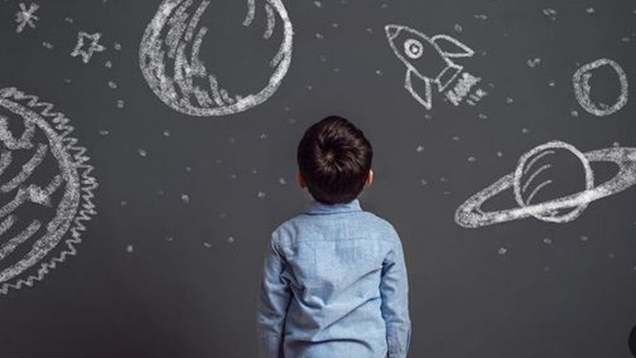 تقنية الإرشاد الافتراضي للطلبة الموهوبين.. ما مزاياها؟