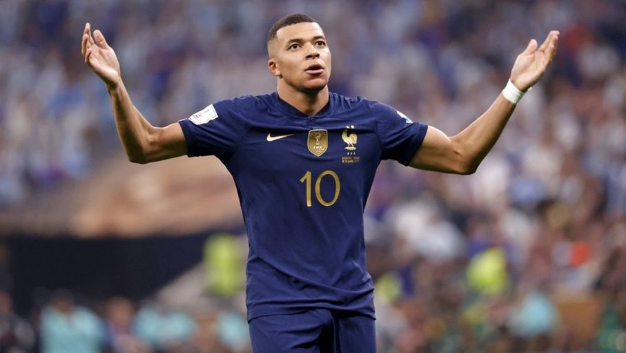أزمة في المنتخب الفرنسي.. غرفة الملابس تنقلب على مبابي
