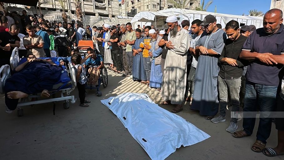 غزة تباد.. قوافل الشهداء تتواصل والاحتلال ينهي عملياته بدير البلح
