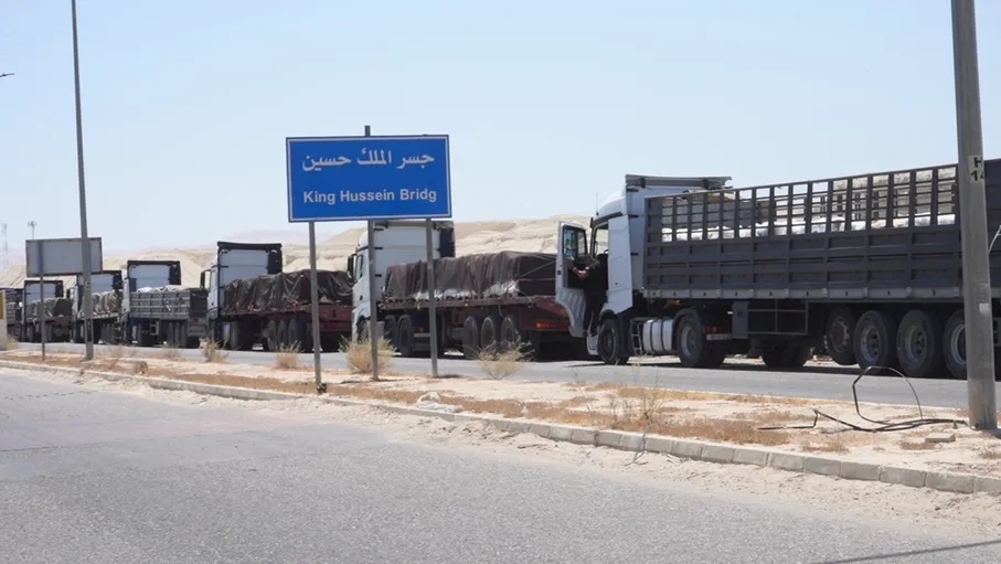الهيئة الخيرية تسير قافلة مساعدات إنسانية جديدة إلى غزة