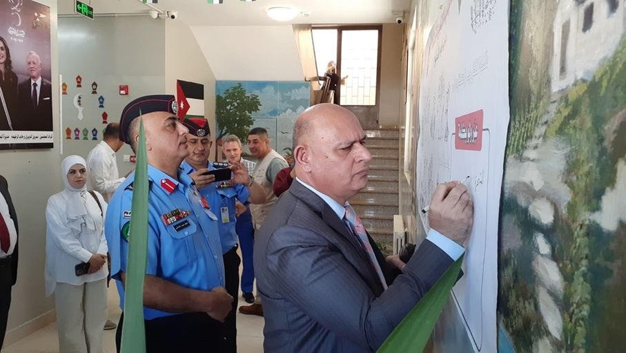 محافظ جرش يرعى يوماً زراعياً بيئياً في مدرسة الرشايدة الثانوية للبنات