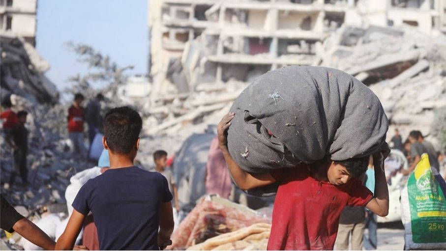 تراجع الاحتلال عن "خرائطه".. هل يمهد لوقف الحرب بغزة؟