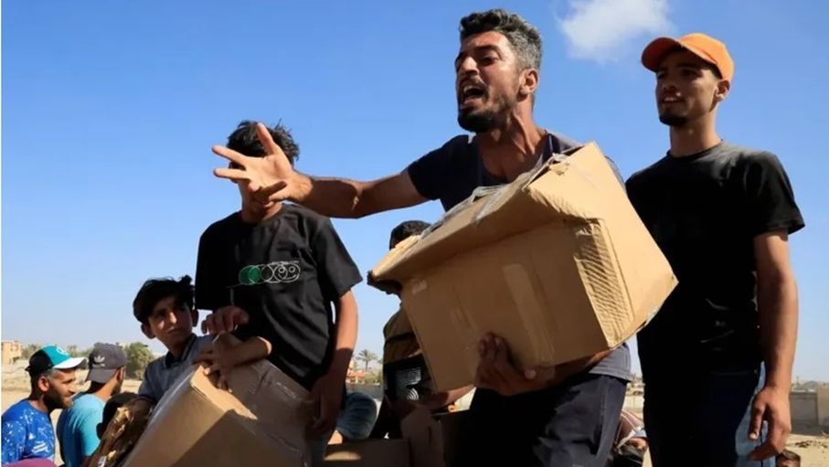 استشهاد 21 فلسطينا من منتظري المساعدات جنوب خان يونس