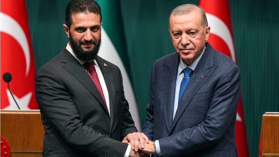 أردوغان: الشرع اتخذ موقفا حازما ولم يقدم تنازلات لإسرائيل بشأن السويداء