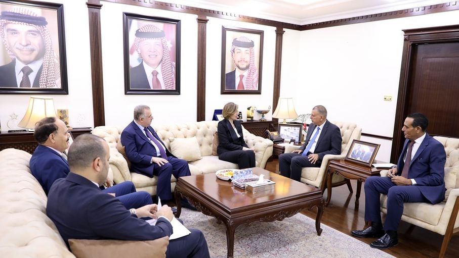 الفراية يتباحث مع وزير الهجرة العراقي حول قضايا الهجرة واللجوء
