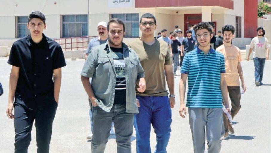 طلبة "التوجيهي" يختتمون اليوم آخر جلساتهم الامتحانية