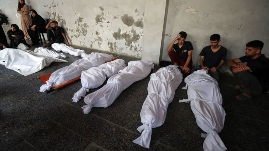 58 شهيدا بقصف منازل واستهداف منتظري المساعدات في غزة
