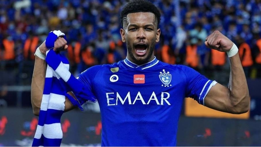 البليهي يوافق على الرحيل عن الهلال السعودي