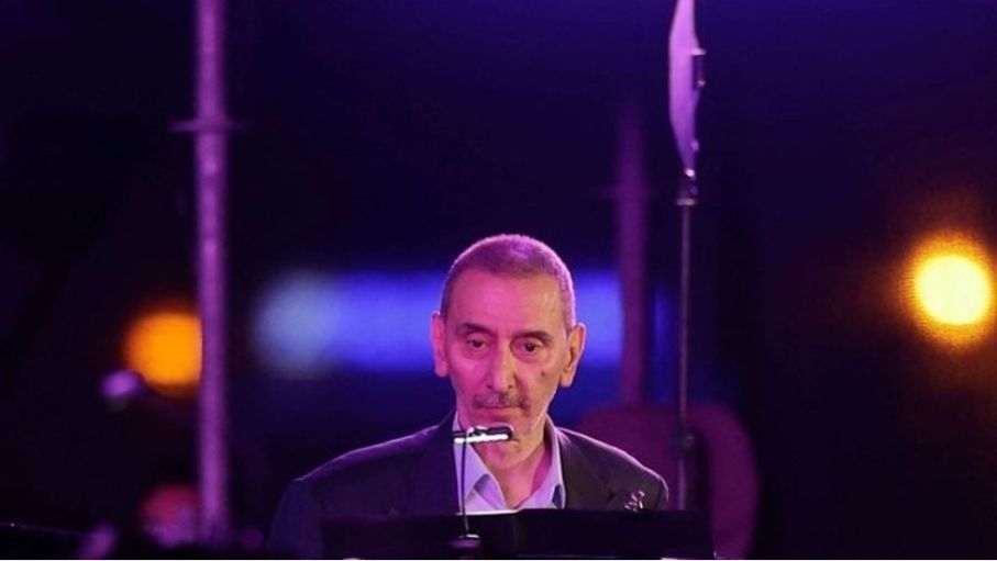ماذا جاء في رسالة تعزية وزير الثقافة السوري لفيروز بوفاة زياد الرحباني؟
