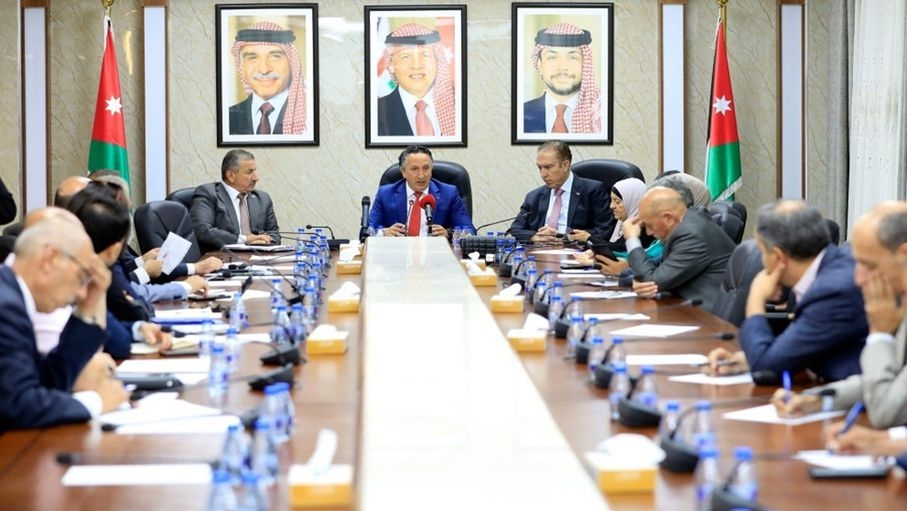 "العمل النيابية" تبحث إنهاء عقود العمل غير المحددة المدة