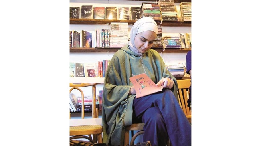 "أنا وصديقي".. الكاتبة افتيحه ترسخ حب اللغة بقلوب اليافعين