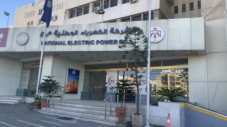 شركة الكهرباء الوطنية ترفع جاهزيتها للتعامل مع تداعيات الموجة الحارة