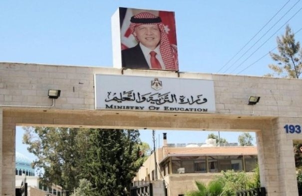 تربية بني عبيد تكريم الطالبات الفائزات بمسابقة "اقرأ...