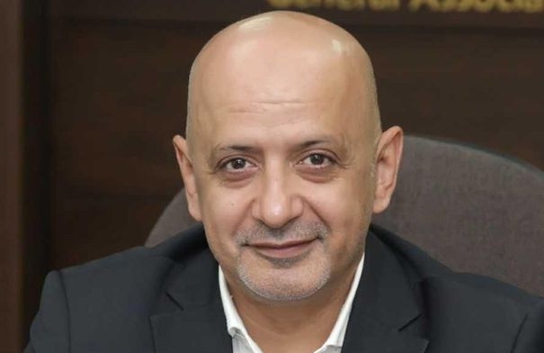 الحاج توفيق: لدينا مخزون وفير من المواد الغذائية وبأسعار...