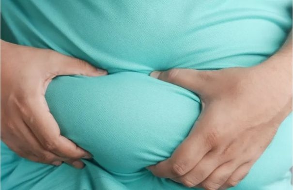 دهون البطن وقوة الذاكرة.. دراسة تكشف "علاقة مهمة"