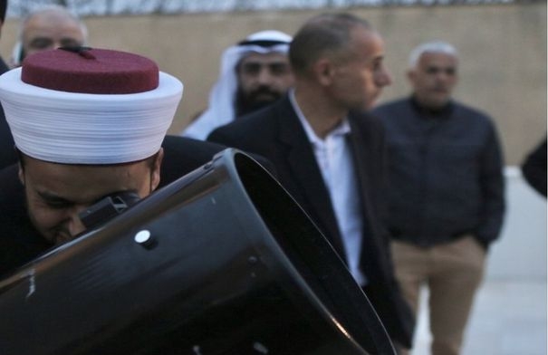 مفاجأة فلكية: الهلال موجود لكن لا يمكن رؤيته