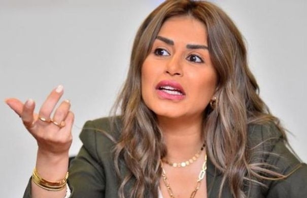 منة فضالي تكشف إصابة والدتها بالتهاب حاد في العين -...