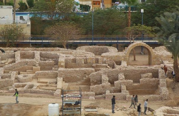 وزارة السياحة تستضيف الدكتور زاهي حواس بمناسبة اليوم...