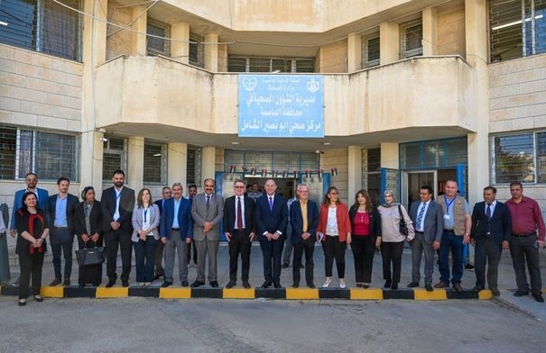 وفد فرنسي يزور مركز صحي أبو نصير ويطلع على برنامج تشخيص...