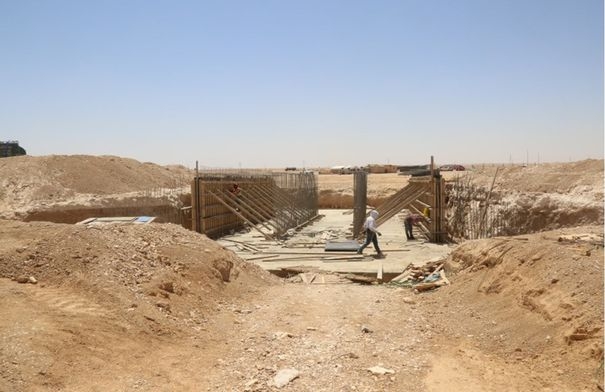 عاجل الحكومة تتابع العمل في الطريق المؤدي إلى الاستاد...