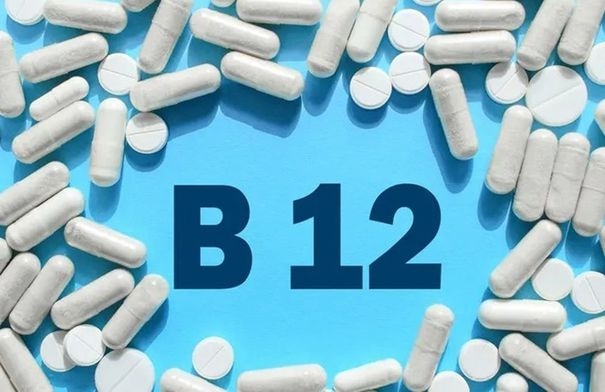 فوائد عديدة لفيتامين B12.. لكن احذر من آثاره الجانبية...