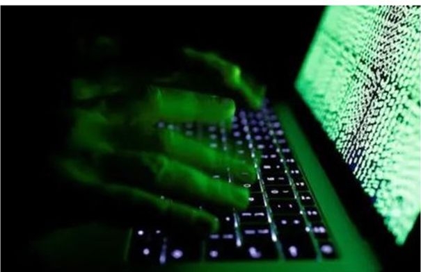 "FBI" يحذر مستخدمي الهواتف الذكية بأميركا من عملية...