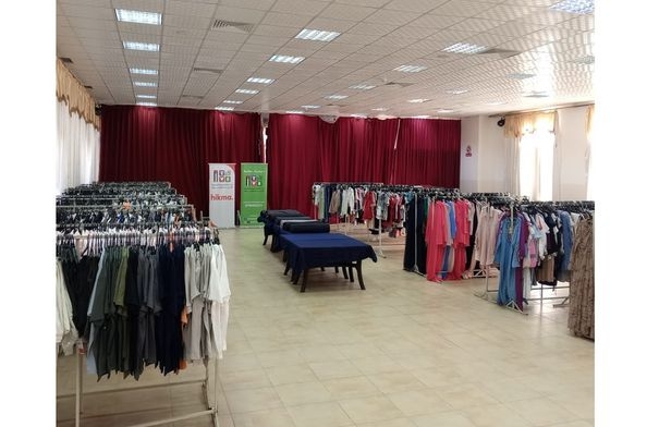 بنك الملابس الخيري يواصل تنفيذ سلسلة من النشاطات في...