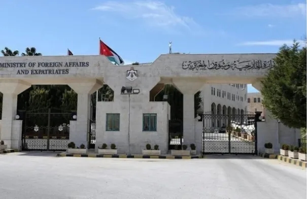 عاجل الاردن يعزي بضحايا انفجار محول كهربائي داخل مدرسة...