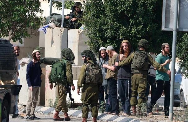 استشهاد 4 فلسطينيين بينهم طفل برصاص الاحتلال والمستوطنين