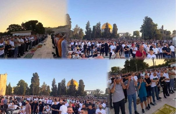 عشرات الآلاف يؤدون صلاة عيد الأضحى في المسجد الأقصى...